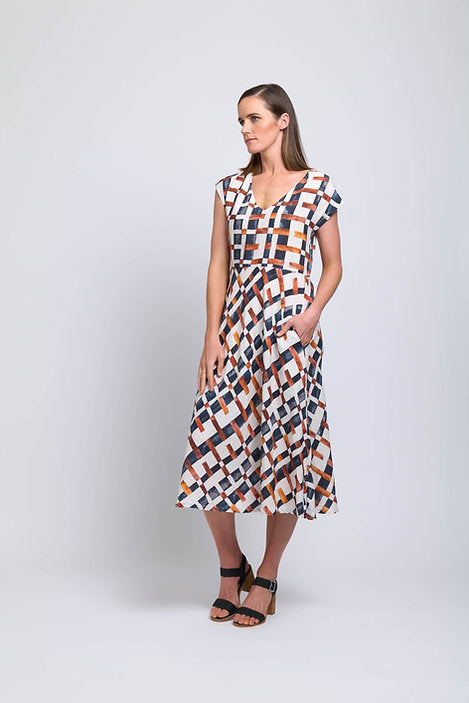 Foil On a High Dress FO7893