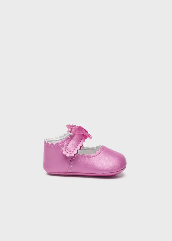 Baby girl pink shoes online