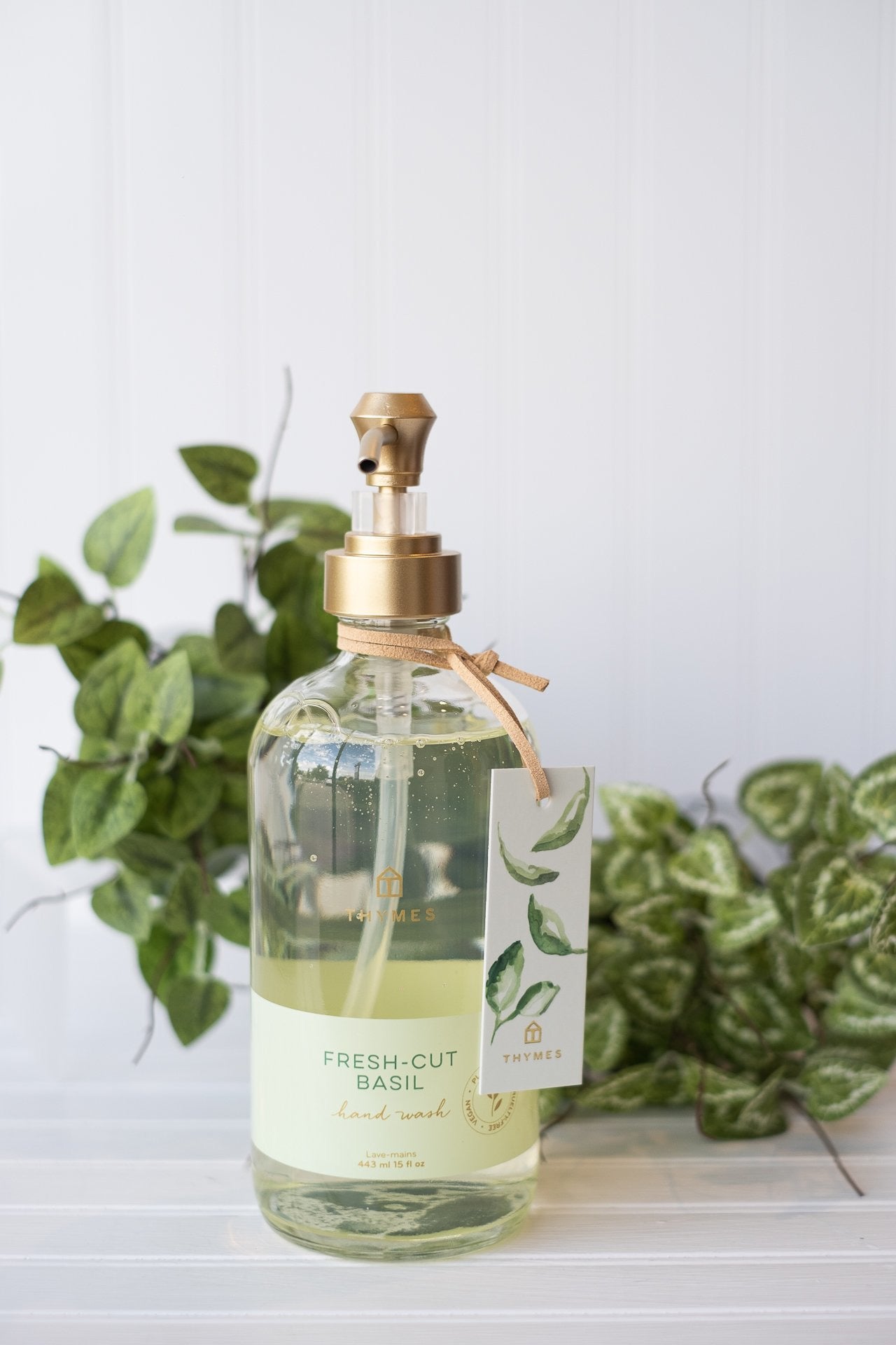 Thymes Fresh Cut Basil Handwash 15oz*