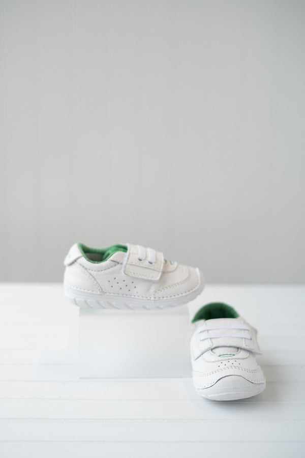 Stride rite wyatt sneaker hot sale